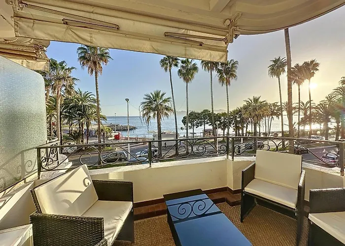 شقة Two En-suite Bedroom On La Croisette - Sea View *